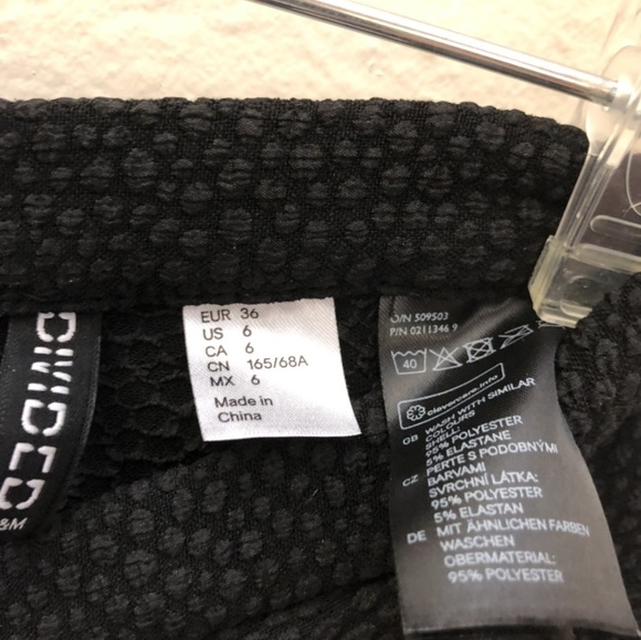 Flirty Skirt! - Picture 3 of 4